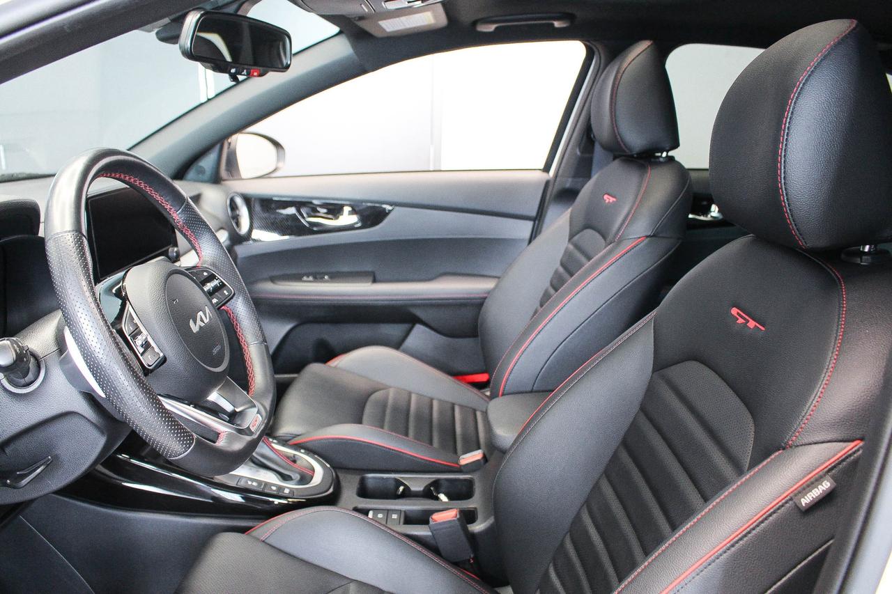 2024 Kia Forte GT Limited HEATED SEATS/VENTILATED SEATS - NAVIGATION - HARMAN KARDON AUDIO Photo