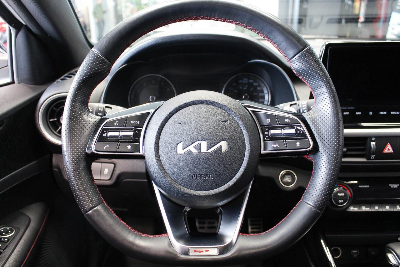 2024 Kia Forte GT Limited HEATED SEATS/VENTILATED SEATS - NAVIGATION - HARMAN KARDON AUDIO Photo