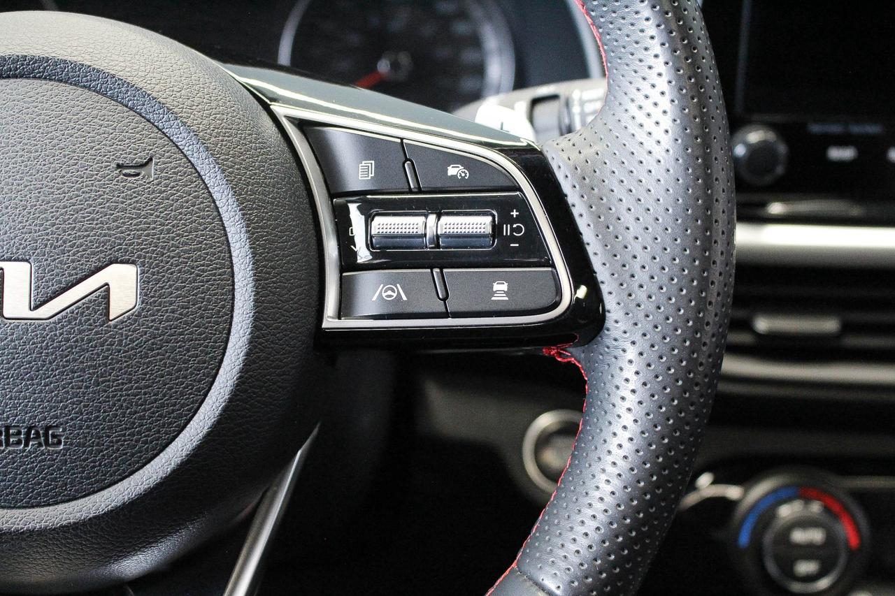 2024 Kia Forte GT Limited HEATED SEATS/VENTILATED SEATS - NAVIGATION - HARMAN KARDON AUDIO Photo