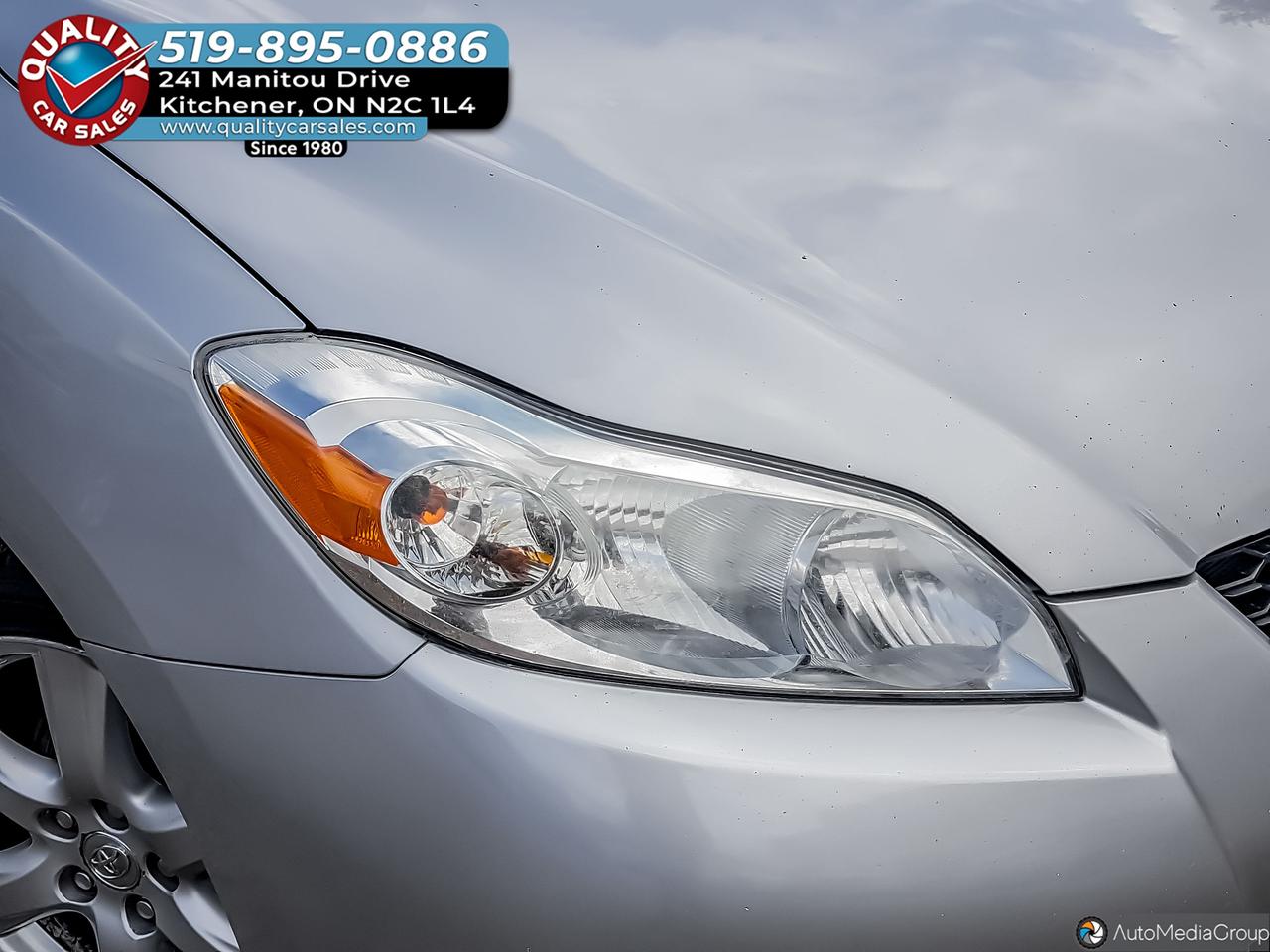 2010 Toyota Matrix XR Photo2