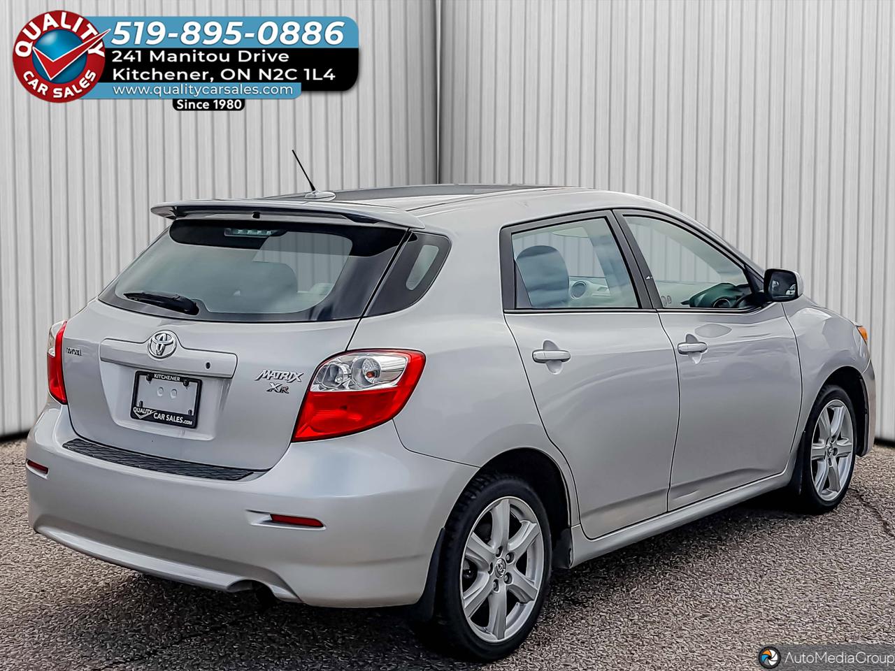 2010 Toyota Matrix XR Photo3