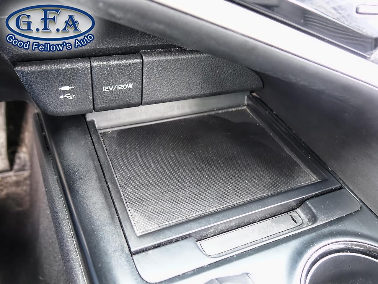 2019 Toyota Camry SE MODEL, HEATED SEATS, POWER SEATS, REARVIEW CAME Photo16