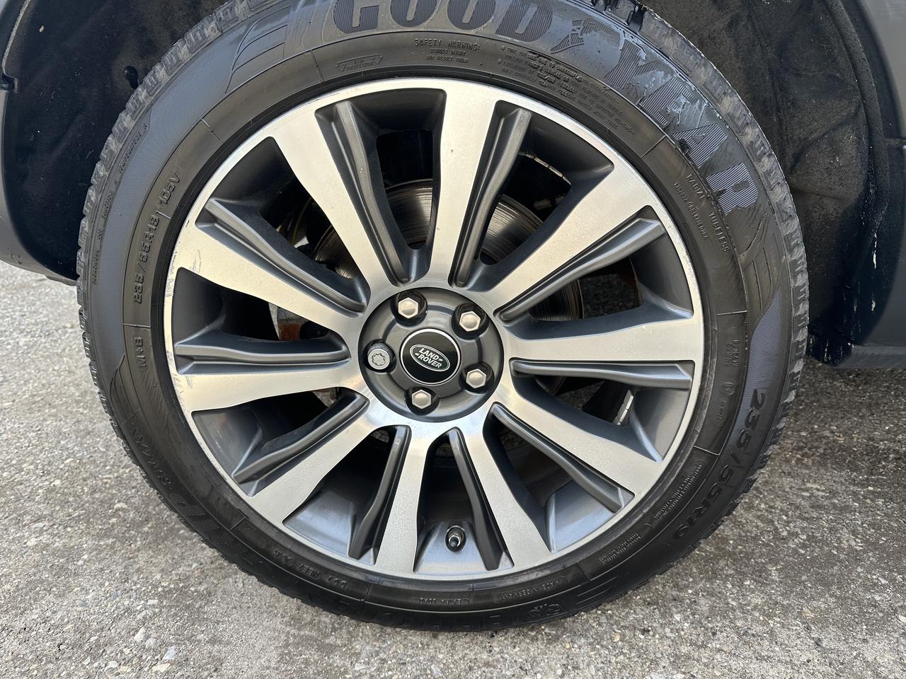 2016 Land Rover Range Rover Evoque HSE Photo