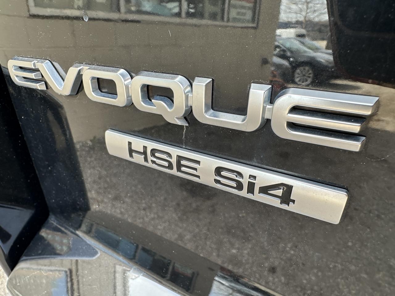 2016 Land Rover Range Rover Evoque HSE Photo