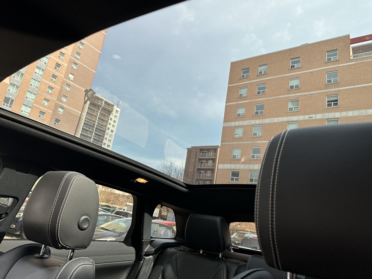 2016 Land Rover Range Rover Evoque HSE Photo