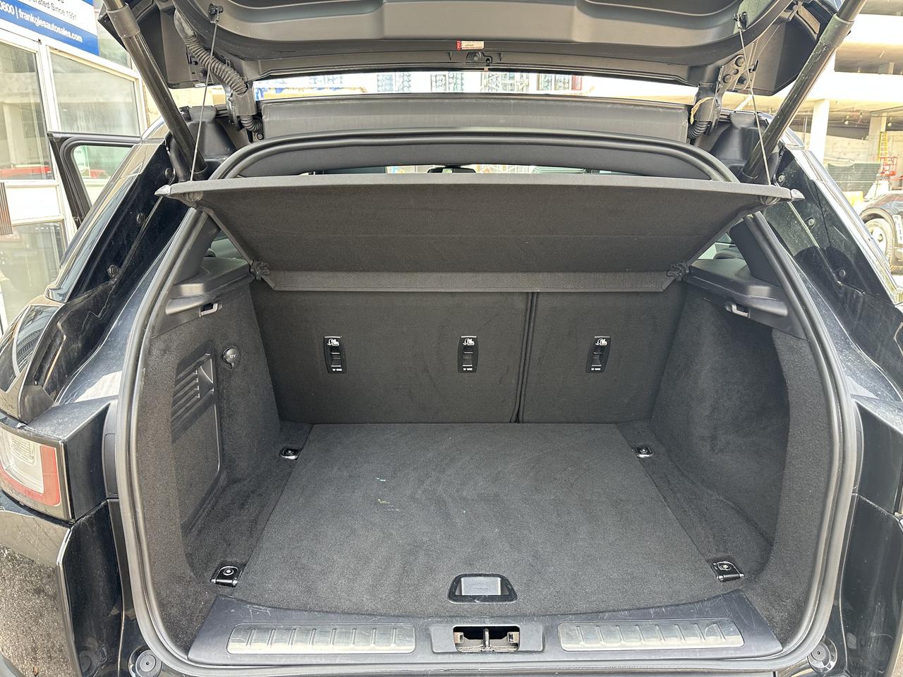 2016 Land Rover Range Rover Evoque HSE Photo