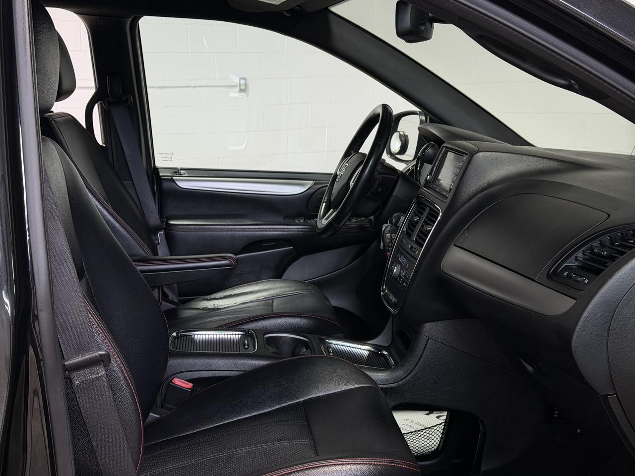 2019 Dodge Grand Caravan GT Photo