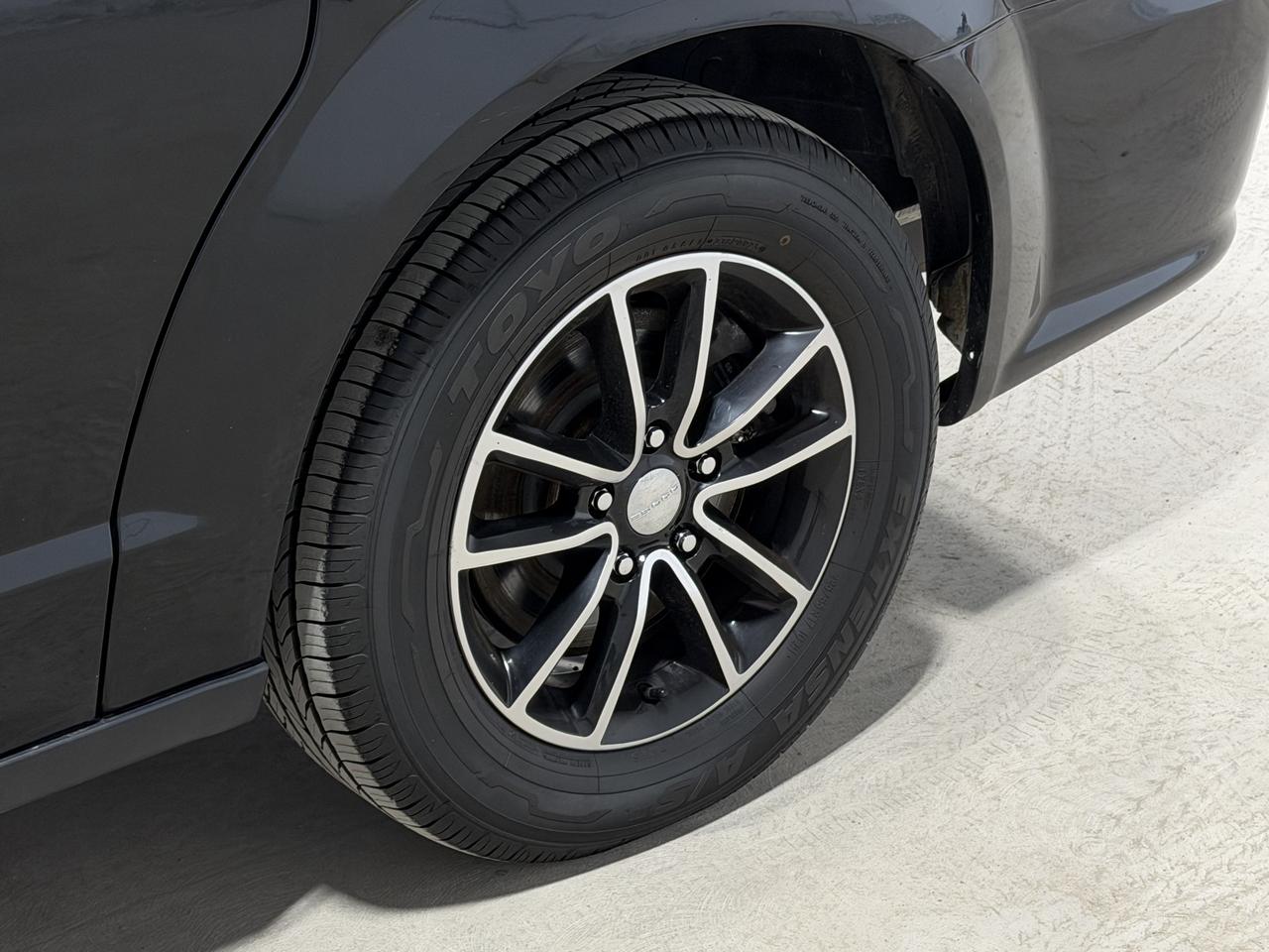 2019 Dodge Grand Caravan GT Photo