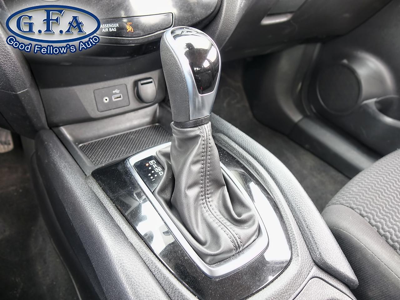 2022 Nissan Qashqai S MODEL, FWD, REARVIEW CAMERA, HEATED SEATS, ALLOY Photo