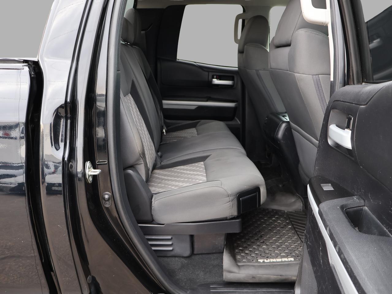 2020 Toyota Tundra 5.7L V8 SR5 4WD CERTIFIED *ACCIDENT FREE*TOYOTA MAINTAIN* CAMERA NAV BLUETOOTH HEATED SEATS CRUISE ALLOYS Photo