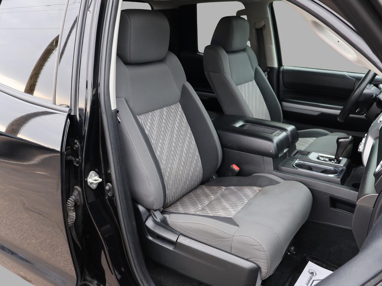 2020 Toyota Tundra 5.7L V8 SR5 4WD CERTIFIED *ACCIDENT FREE*TOYOTA MAINTAIN* CAMERA NAV BLUETOOTH HEATED SEATS CRUISE ALLOYS Photo