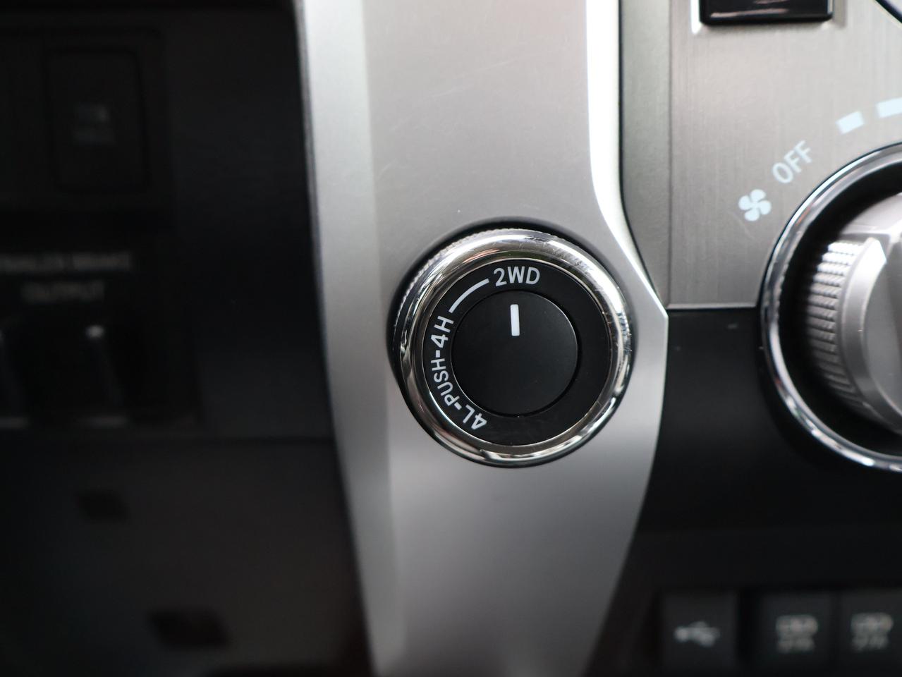 2020 Toyota Tundra 5.7L V8 SR5 4WD CERTIFIED *ACCIDENT FREE*TOYOTA MAINTAIN* CAMERA NAV BLUETOOTH HEATED SEATS CRUISE ALLOYS Photo