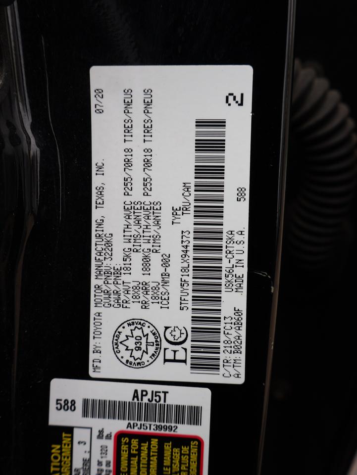 2020 Toyota Tundra 5.7L V8 SR5 4WD CERTIFIED *ACCIDENT FREE*TOYOTA MAINTAIN* CAMERA NAV BLUETOOTH HEATED SEATS CRUISE ALLOYS Photo