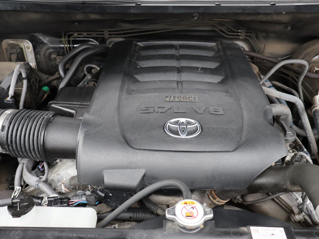 2020 Toyota Tundra 5.7L V8 SR5 4WD CERTIFIED *ACCIDENT FREE*TOYOTA MAINTAIN* CAMERA NAV BLUETOOTH HEATED SEATS CRUISE ALLOYS Photo