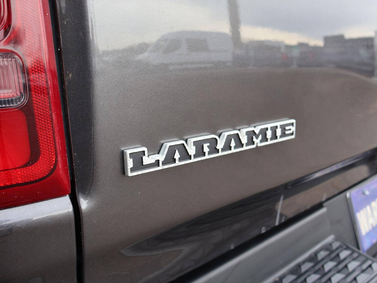 2020 RAM 1500 LARAMIE CREW DESIEL CERTIFIED 4WD *1 OWNER*ACCIDENT FREE* CAMERA NAV BLUETOOTH LEATHER HEATED SEATS CRUISE ALLOYS Photo