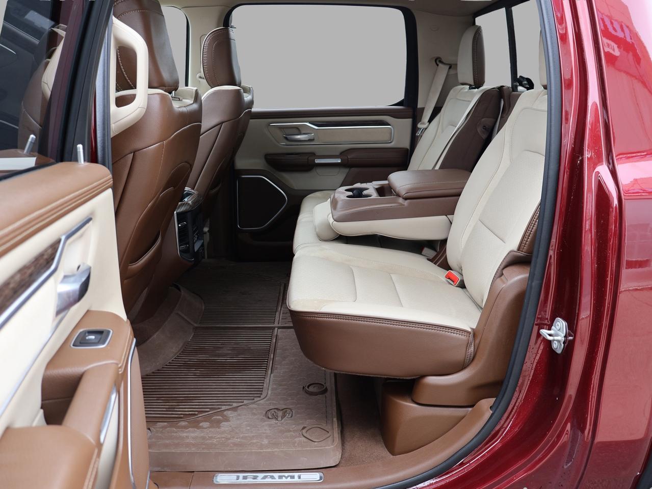 2020 RAM 1500 LARAMIE CREW DESIEL CERTIFIED 4WD *1 OWNER* CAMERA NAV BLUETOOTH LEATHER HEATED SEATS PANO ROOF CRUISE ALLOY S Photo