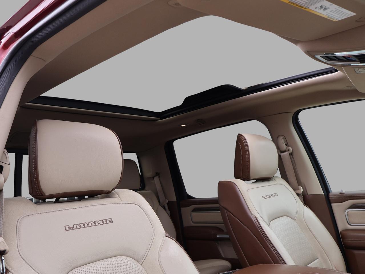 2020 RAM 1500 LARAMIE CREW DESIEL CERTIFIED 4WD *1 OWNER* CAMERA NAV BLUETOOTH LEATHER HEATED SEATS PANO ROOF CRUISE ALLOY S Photo