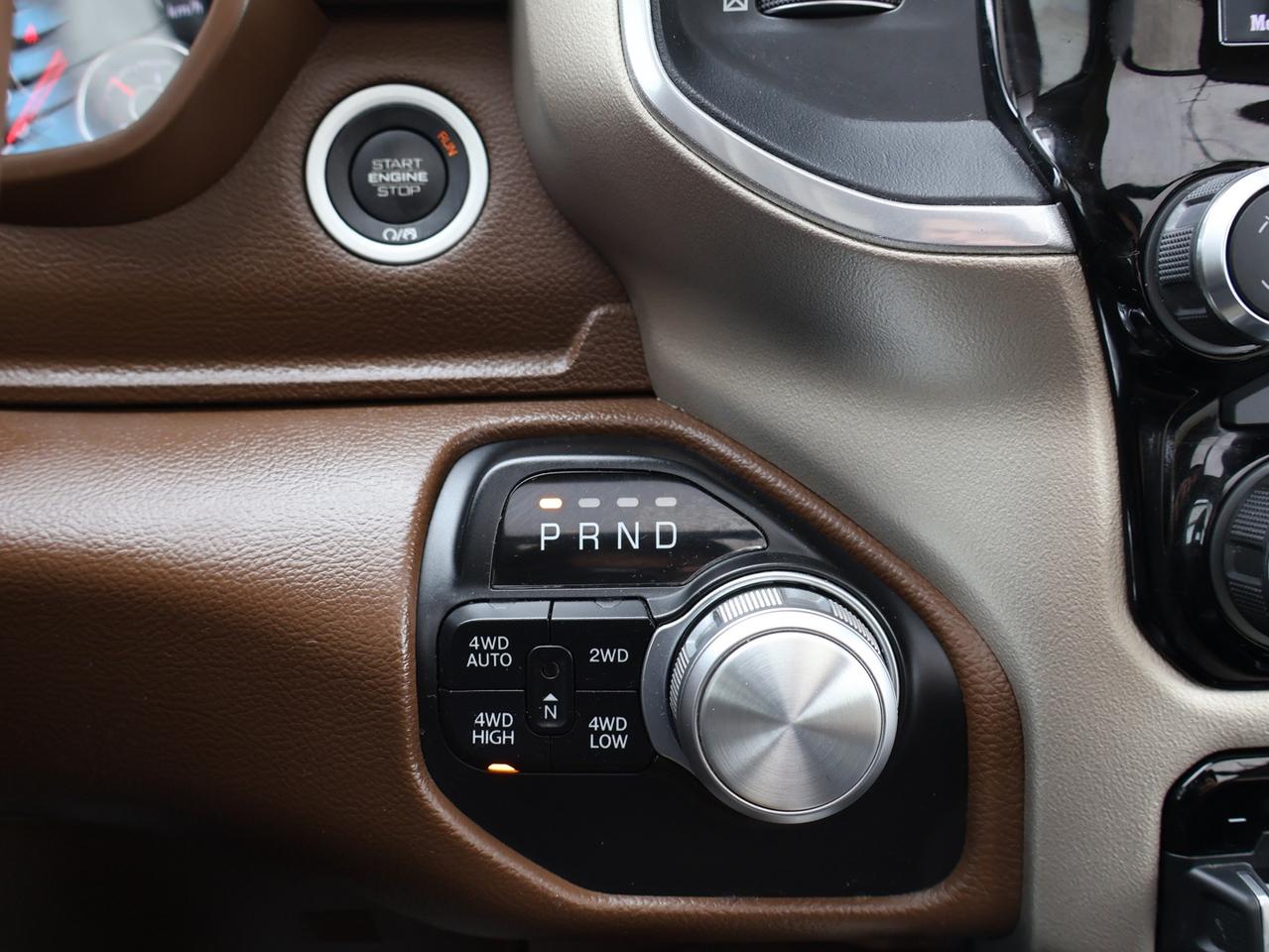 2020 RAM 1500 LARAMIE CREW DESIEL CERTIFIED 4WD *1 OWNER* CAMERA NAV BLUETOOTH LEATHER HEATED SEATS PANO ROOF CRUISE ALLOY S Photo