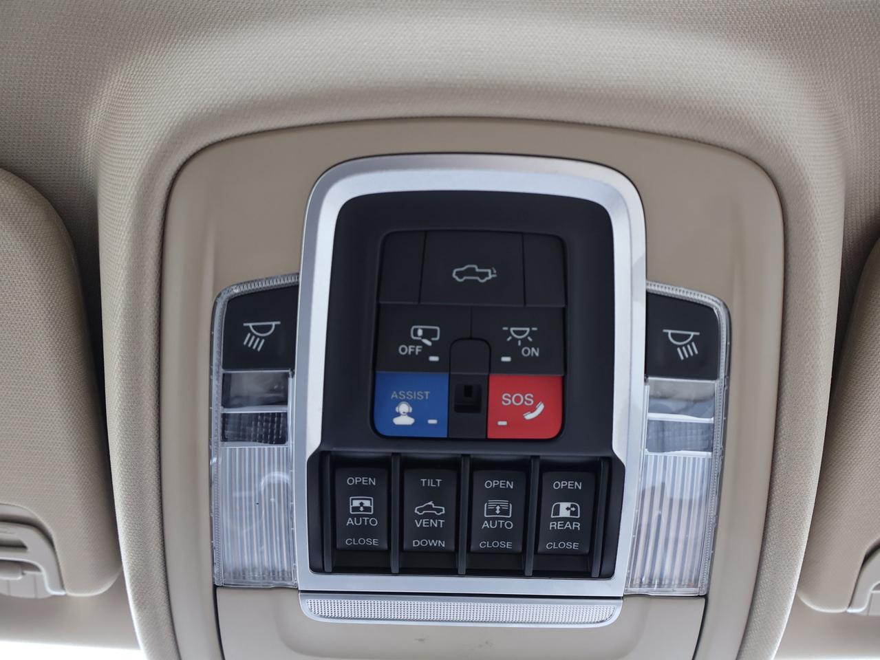 2020 RAM 1500 LARAMIE CREW DESIEL CERTIFIED 4WD *1 OWNER* CAMERA NAV BLUETOOTH LEATHER HEATED SEATS PANO ROOF CRUISE ALLOY S Photo