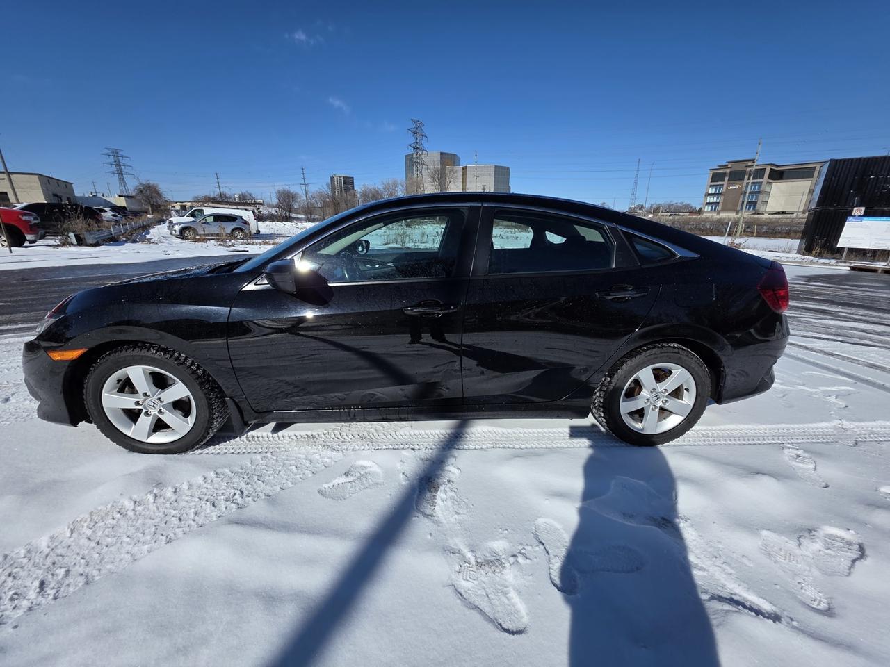2018 Honda Civic SE Honda Sensing Sedan CVT Photo2