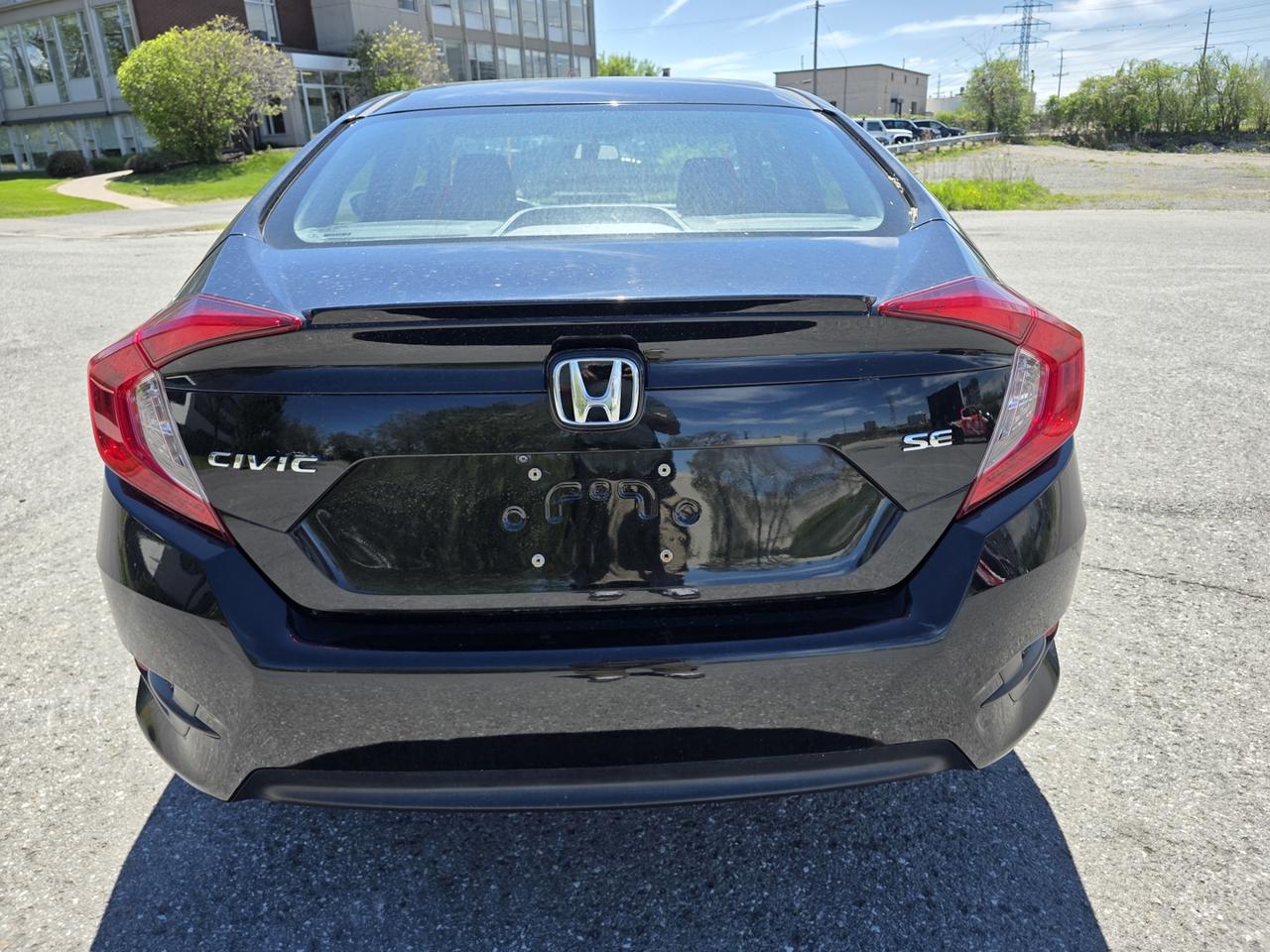 2018 Honda Civic SE Honda Sensing Sedan CVT Photo
