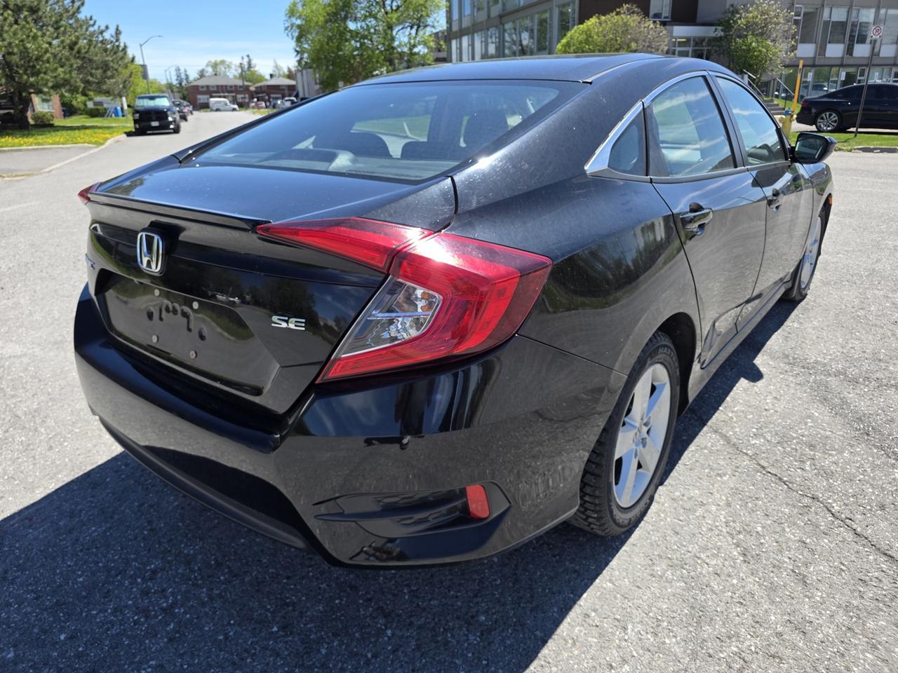 2018 Honda Civic SE Honda Sensing Sedan CVT Photo