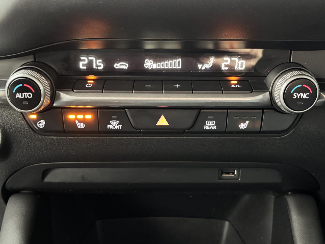 2021 Mazda MAZDA3 GS ** LDW, LKA, BSM, ADAPT CRUISE ** Photo