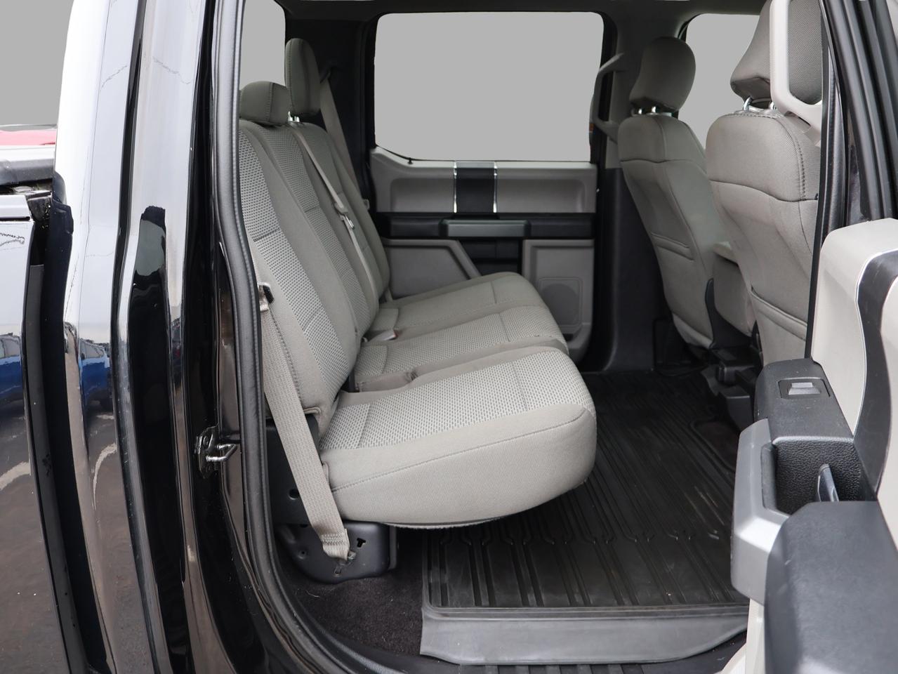 2017 Ford F-150 V8 XLT 4WD CERTIFIED *ACCIDENT FREE* CAMERA BLUETOOTH CRUISE ALLOYS Photo