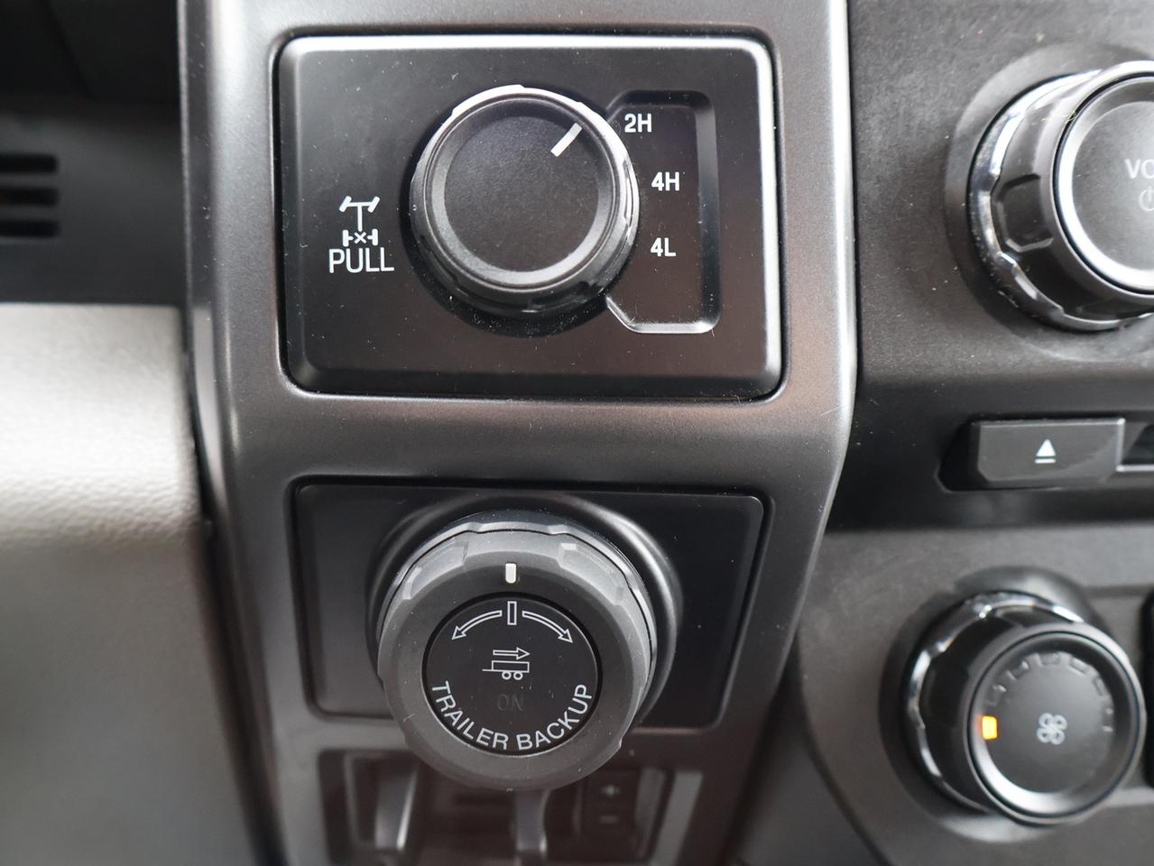 2017 Ford F-150 V8 XLT 4WD CERTIFIED *ACCIDENT FREE* CAMERA BLUETOOTH CRUISE ALLOYS Photo