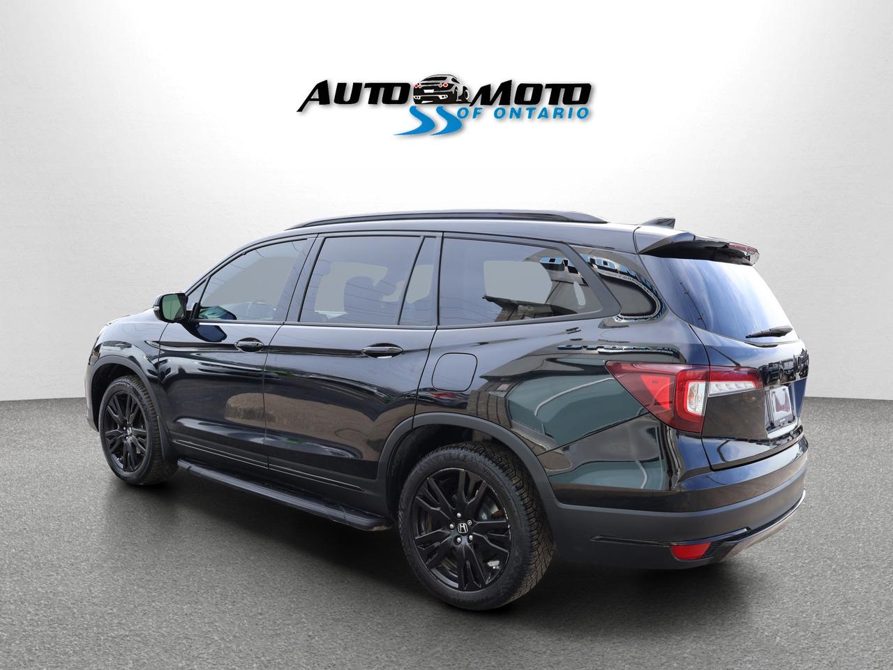 2019 Honda Pilot BLACK EDITION 4WD *37 HONDA SERVICE*2nd WINTER* CAMERA NAV BLUETOOTH LEATHER HEATED SEATS PANO ROOF CRUISE ALLOYS Photo3