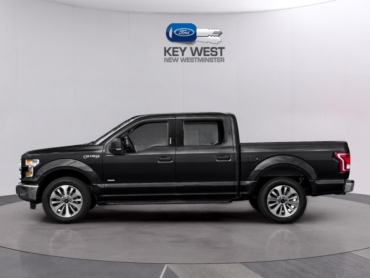 2017 Ford F-150 4WD SUPERCREW 145" XLT Photo1