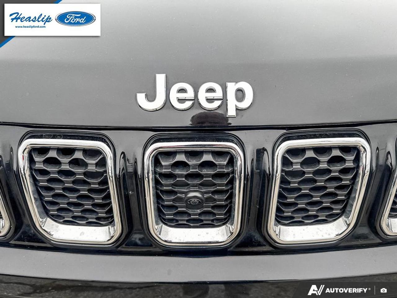 2023 Jeep Compass LIMITED Photo