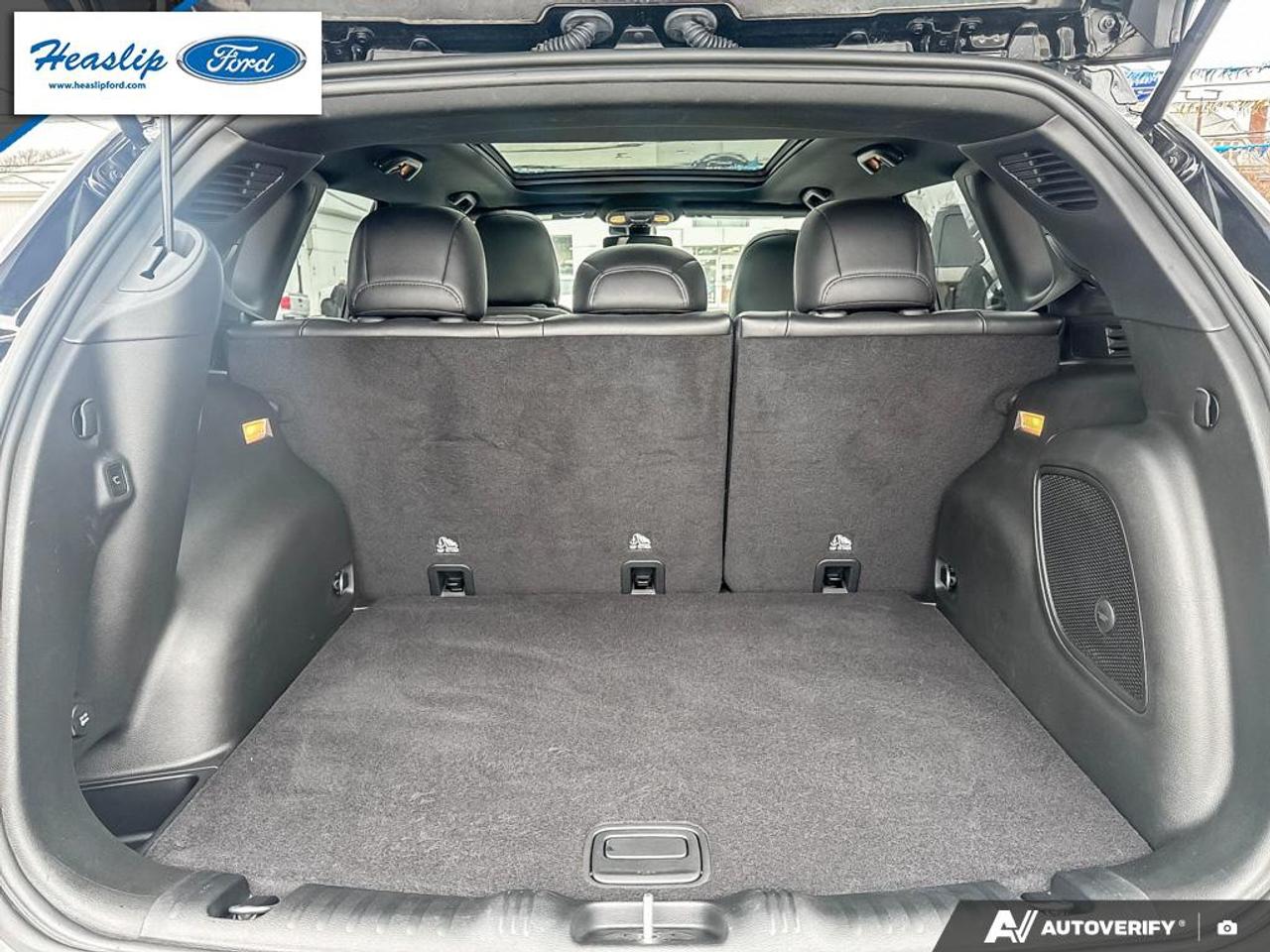 2023 Jeep Compass LIMITED Photo