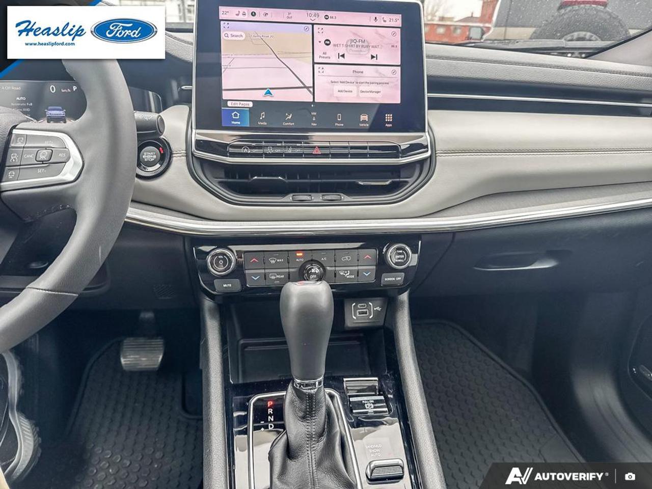 2023 Jeep Compass LIMITED Photo