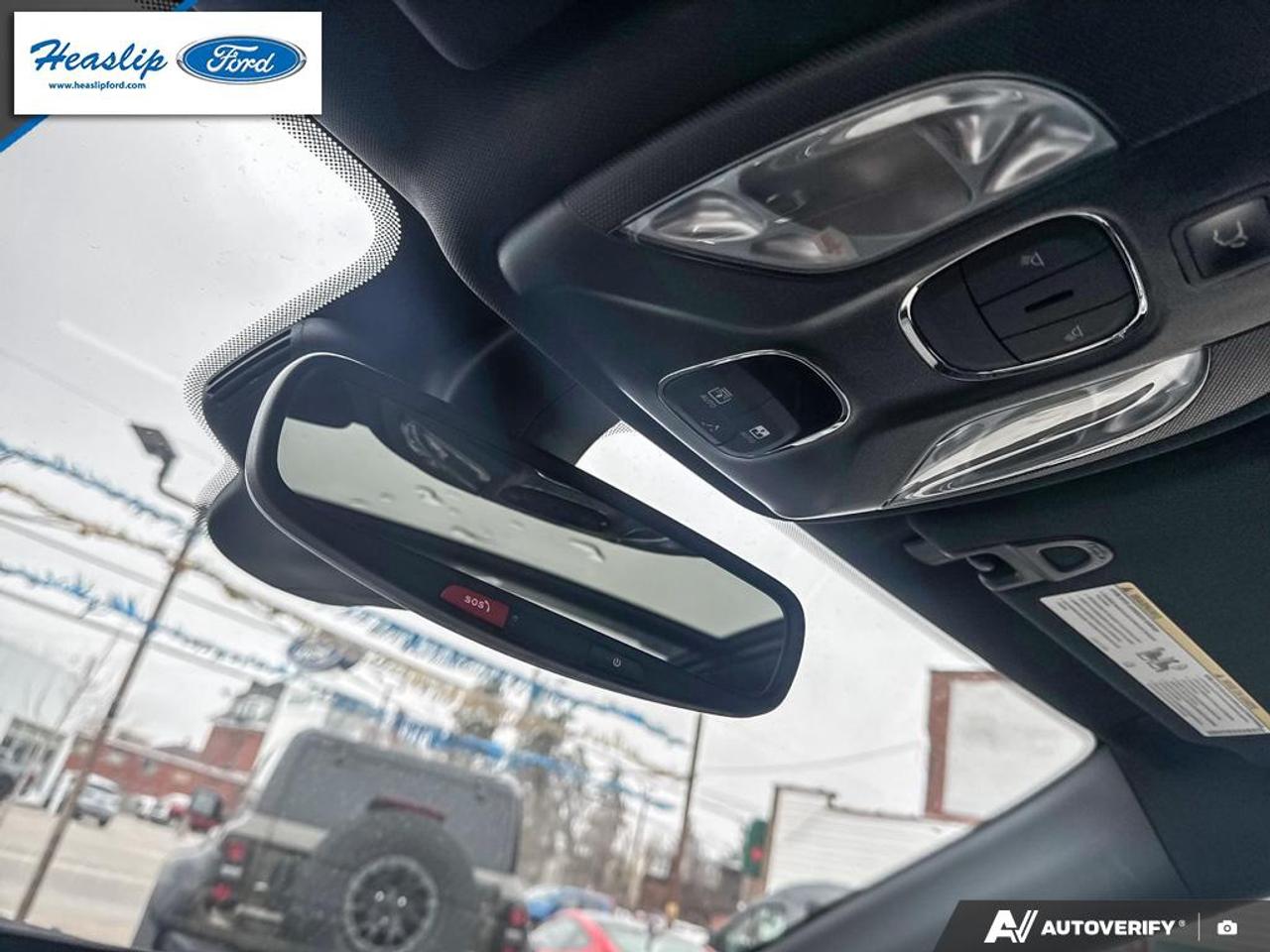 2023 Jeep Compass LIMITED Photo