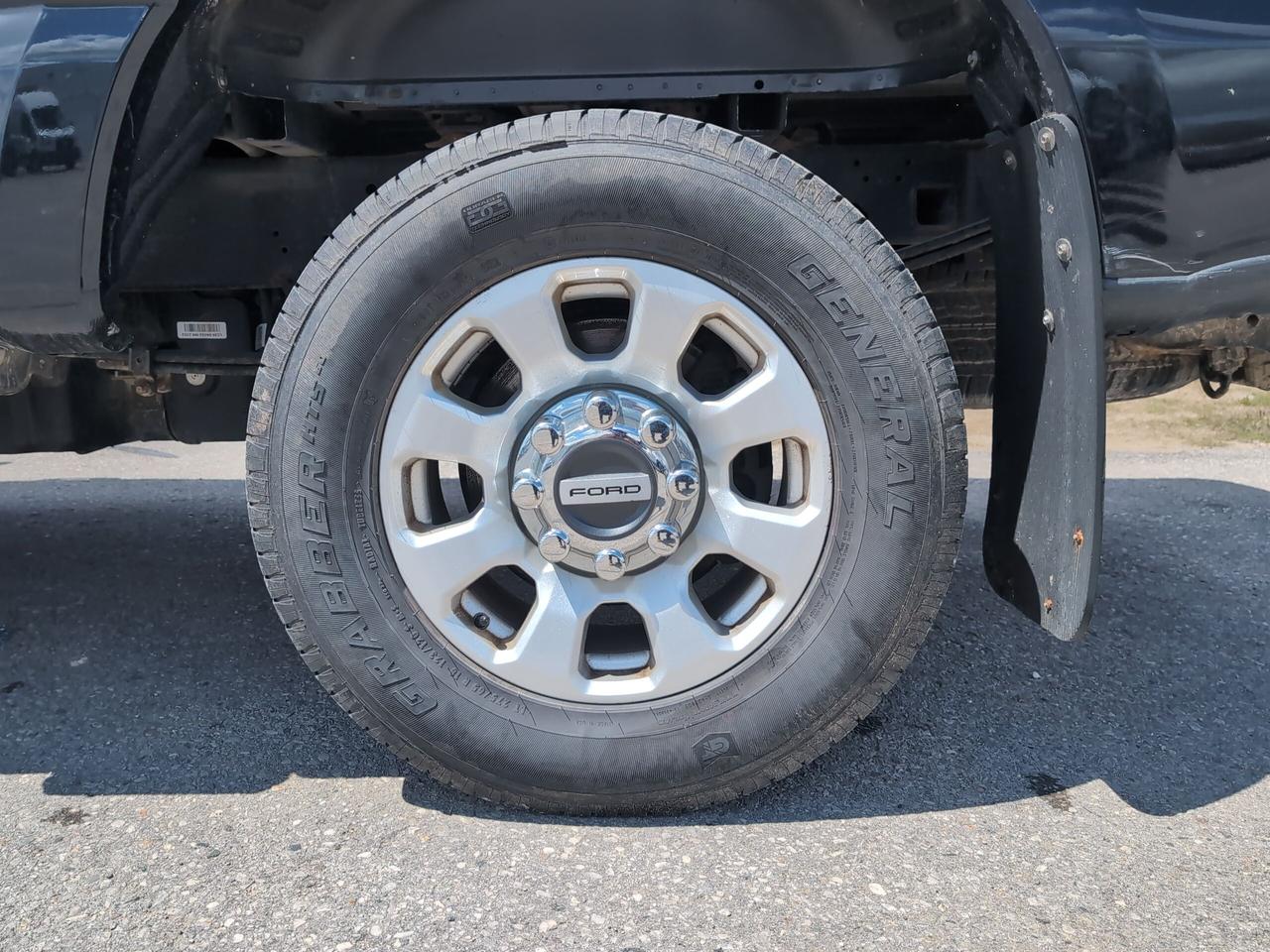 2023 Ford F-250 XLT 4WD Crew Cab 6.75' Box Photo