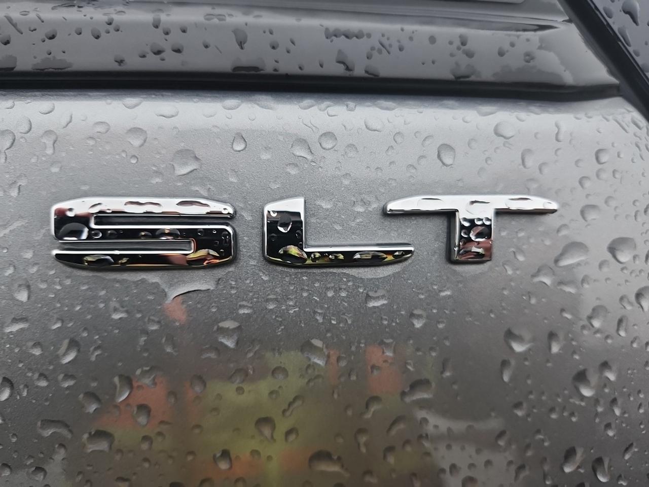 2024 GMC Terrain SLT Photo