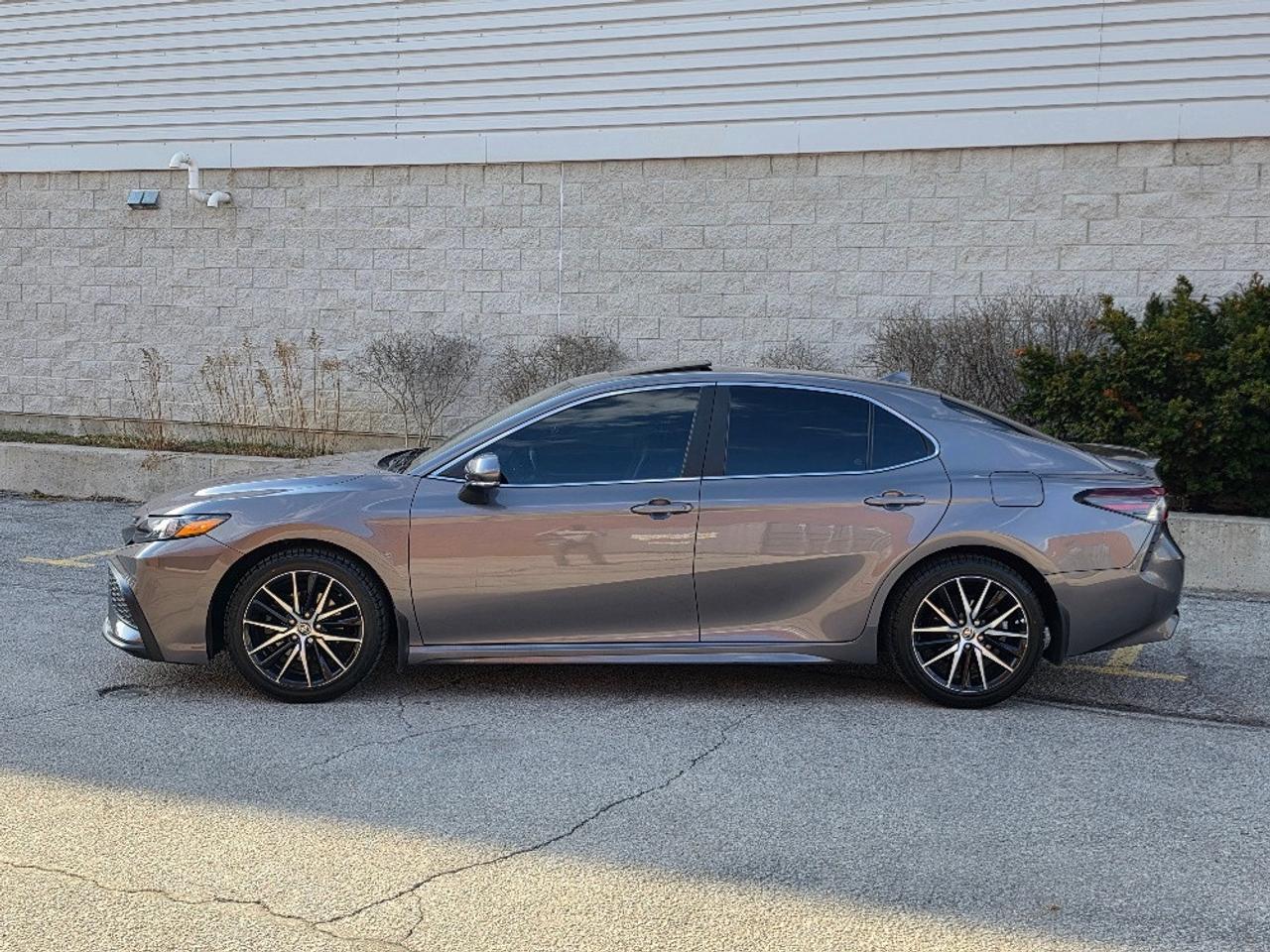 2022 Toyota Camry SE AWD-SUNROOF-CARPLAY-CERTIFIED Photo