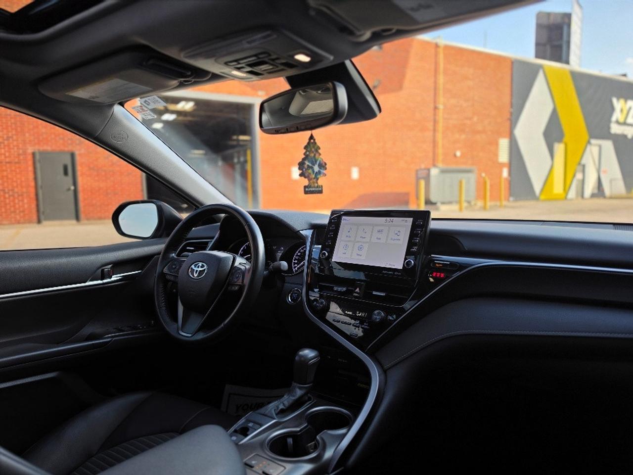 2022 Toyota Camry SE AWD-SUNROOF-CARPLAY-CERTIFIED Photo