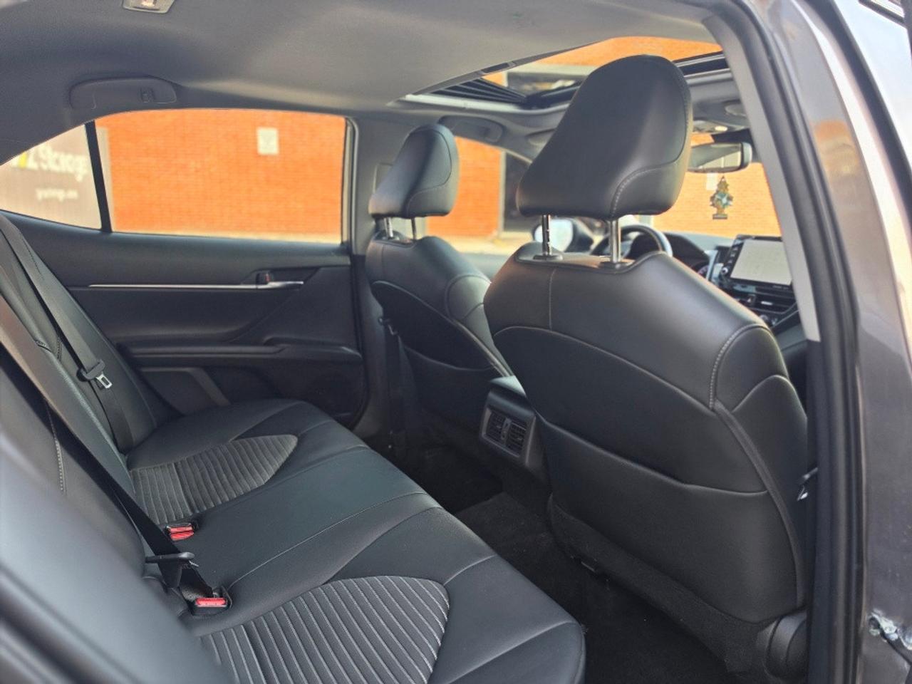 2022 Toyota Camry SE AWD-SUNROOF-CARPLAY-CERTIFIED Photo