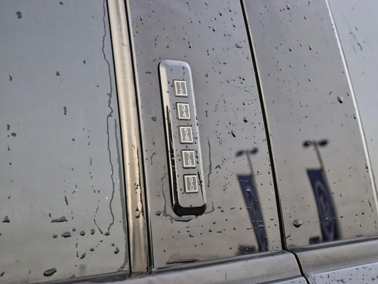 2021 Ford F-150 LARIAT | 4X4 | 2.7L | 502A | ROOF | 360 | FX4 |20s Photo