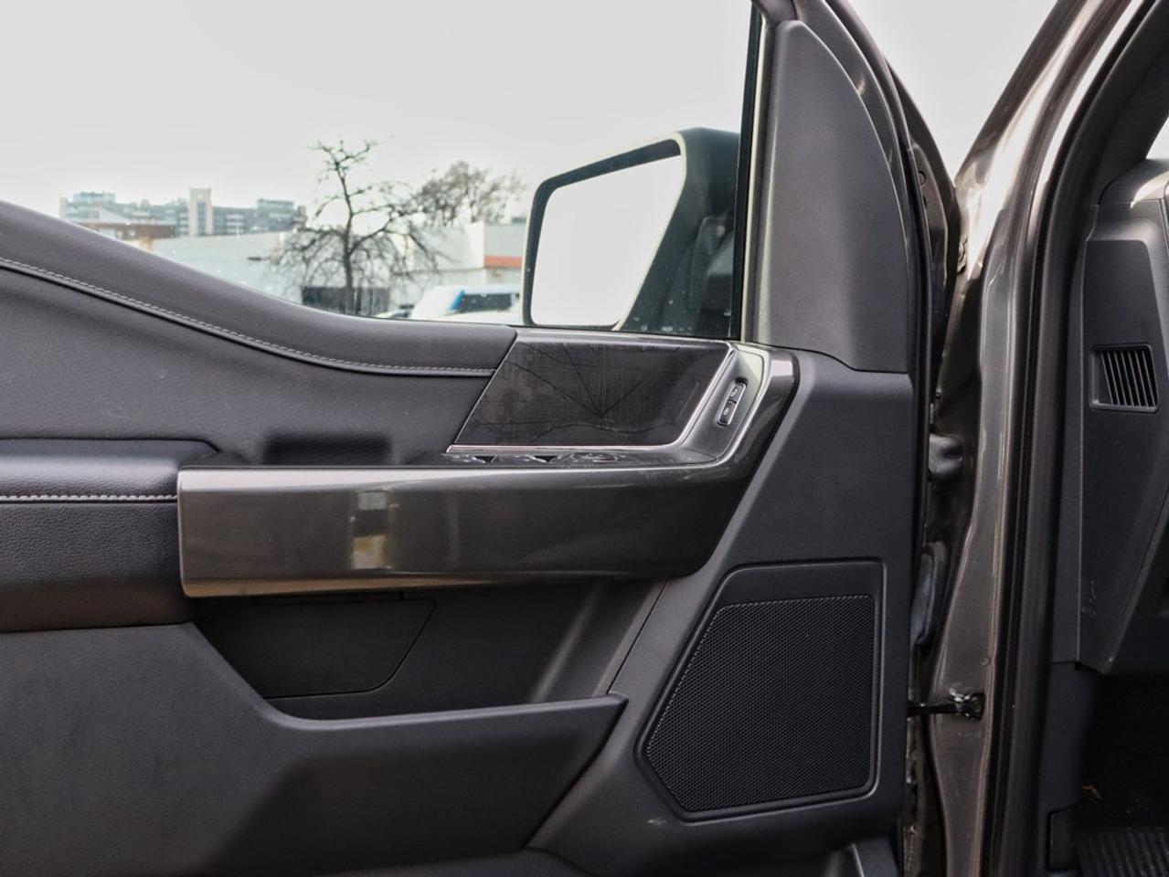 2022 Ford F-150 XLT | 4X4 | 2.7L | 302A | NAV | TAILGATE STEP |18s Photo