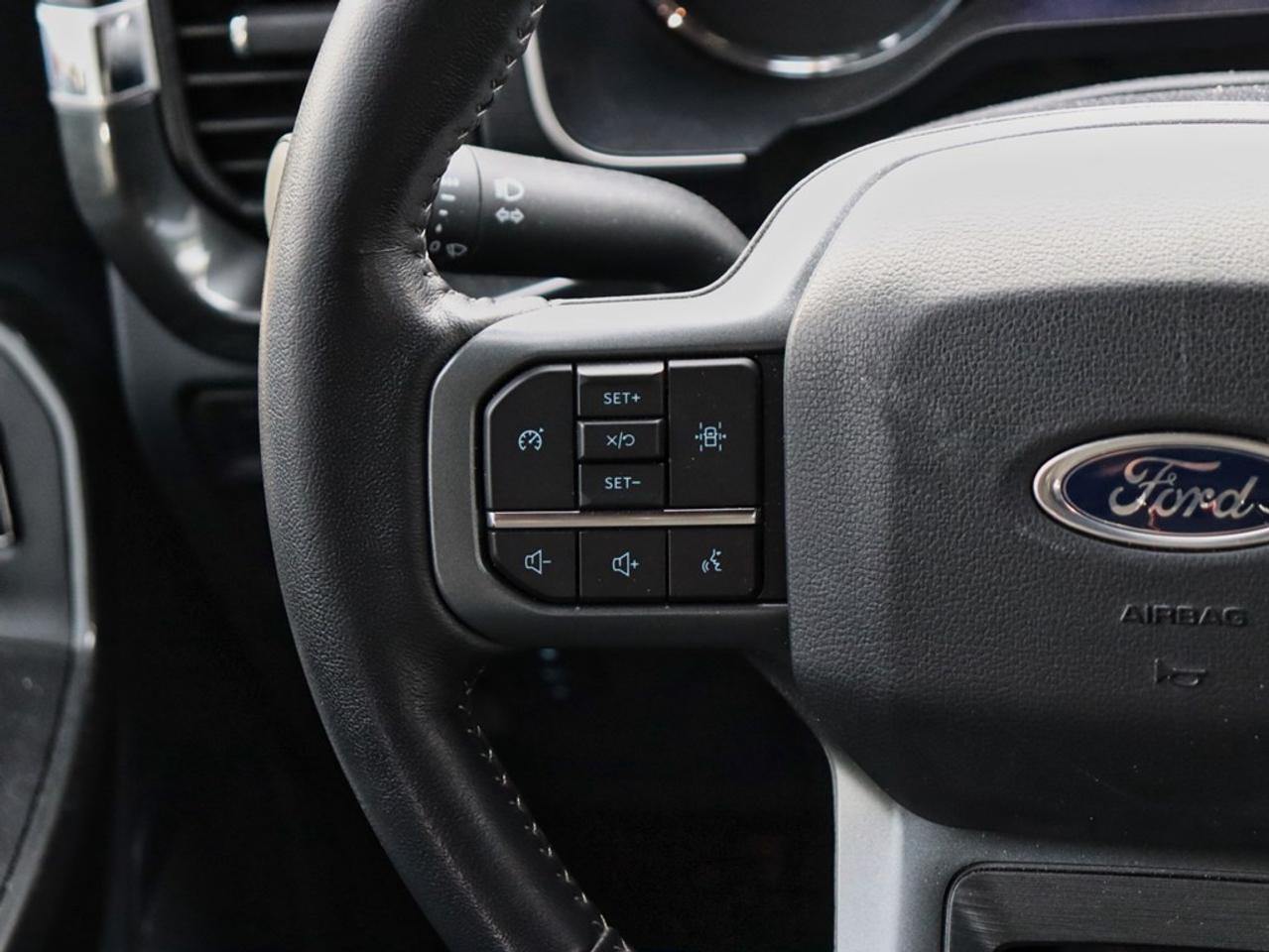 2022 Ford F-150 XLT | 4X4 | 2.7L | 302A | NAV | TAILGATE STEP |18s Photo