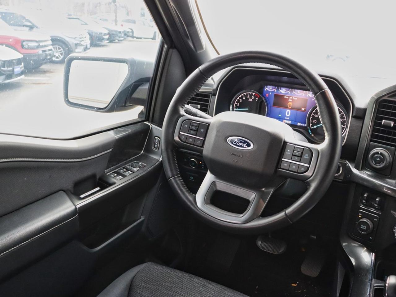 2022 Ford F-150 XLT | 4X4 | 2.7L | 302A | NAV | TAILGATE STEP |18s Photo