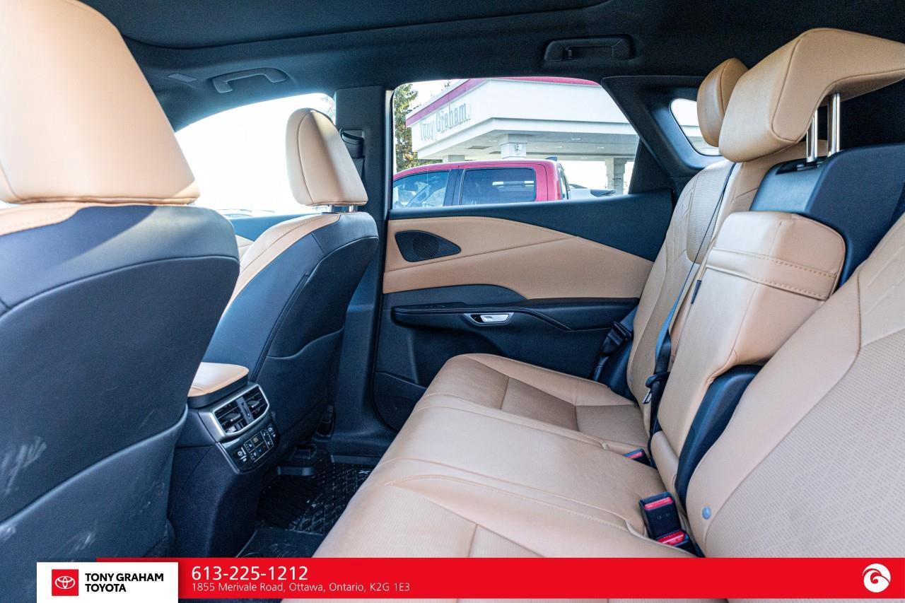 2025 Lexus RX 350H Luxury Package Photo
