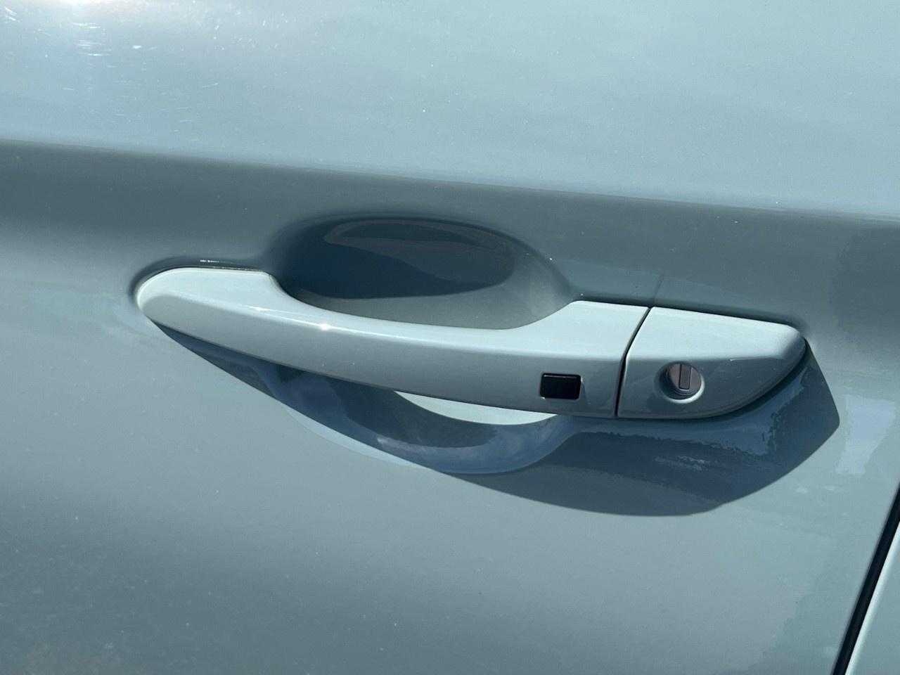 2023 Hyundai KONA 2.0L Preferred AWD w/Sun & Leather Package Photo
