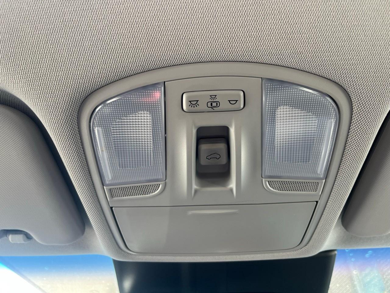 2023 Hyundai KONA 2.0L Preferred AWD w/Sun & Leather Package Photo