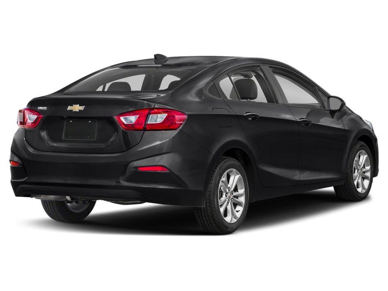 2019 Chevrolet Cruze LT Photo2