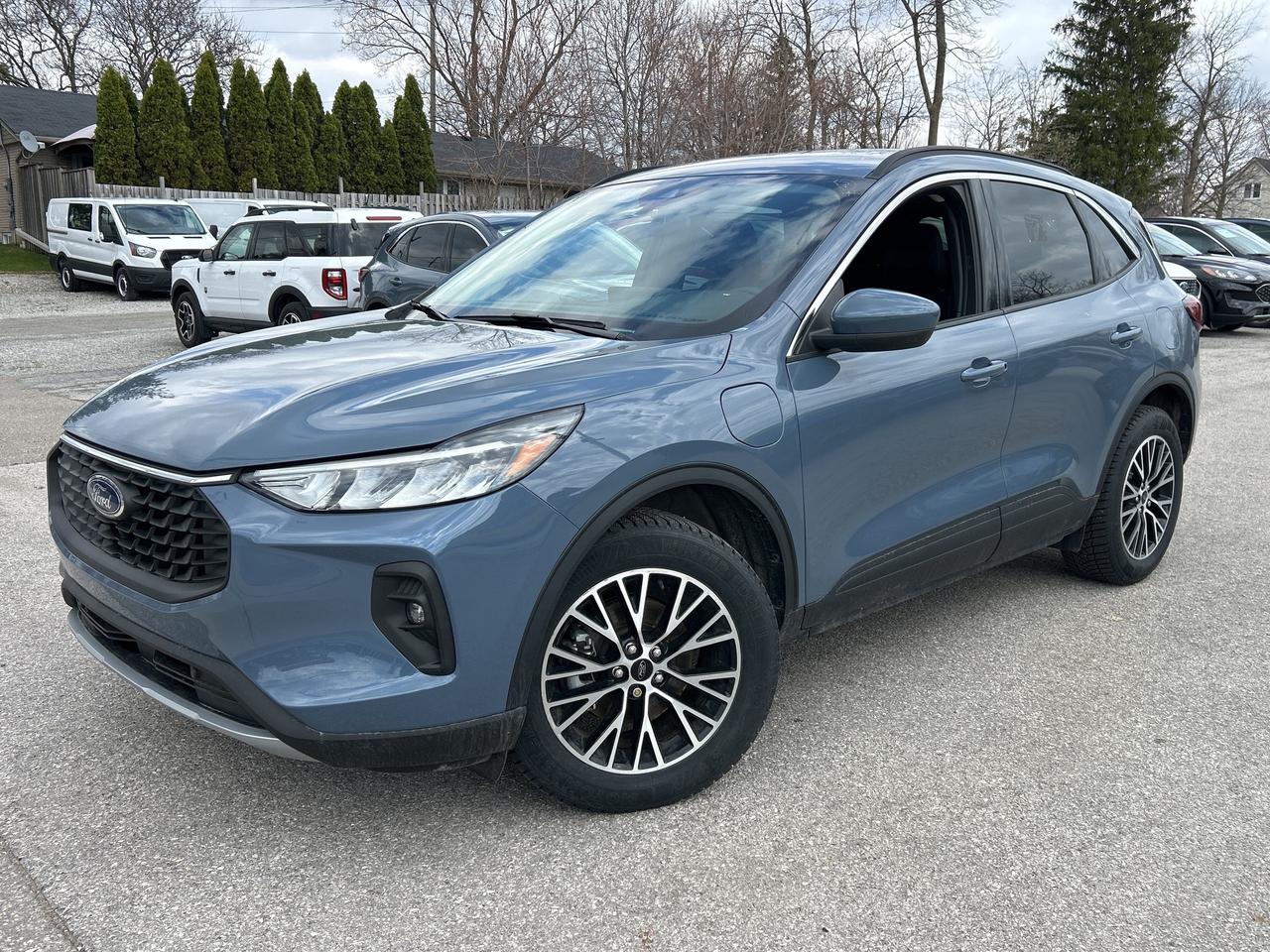 2024 Ford Escape PHEV FWD Photo0