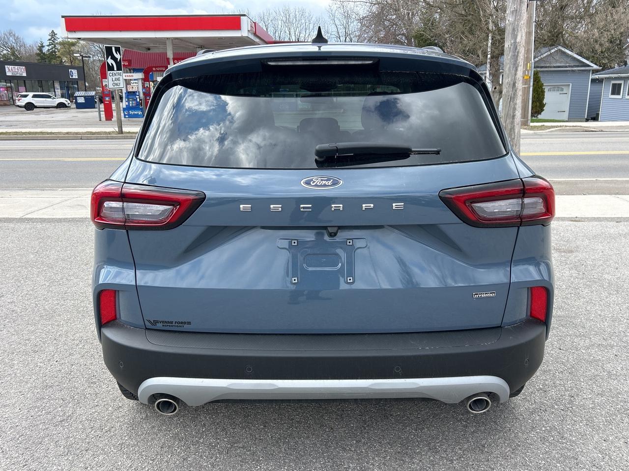 2024 Ford Escape PHEV FWD Photo3